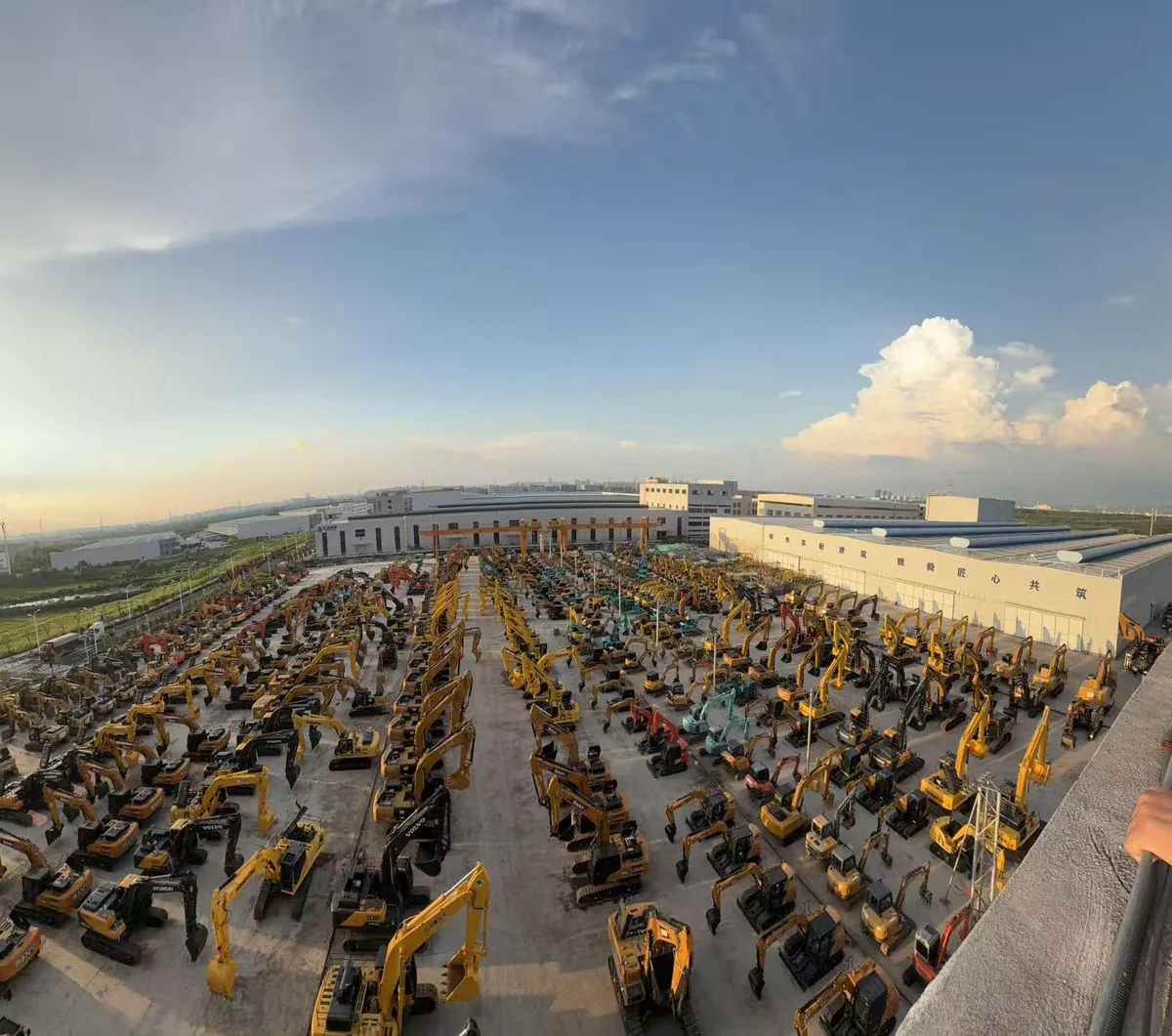 Used excavators held in the yard in China