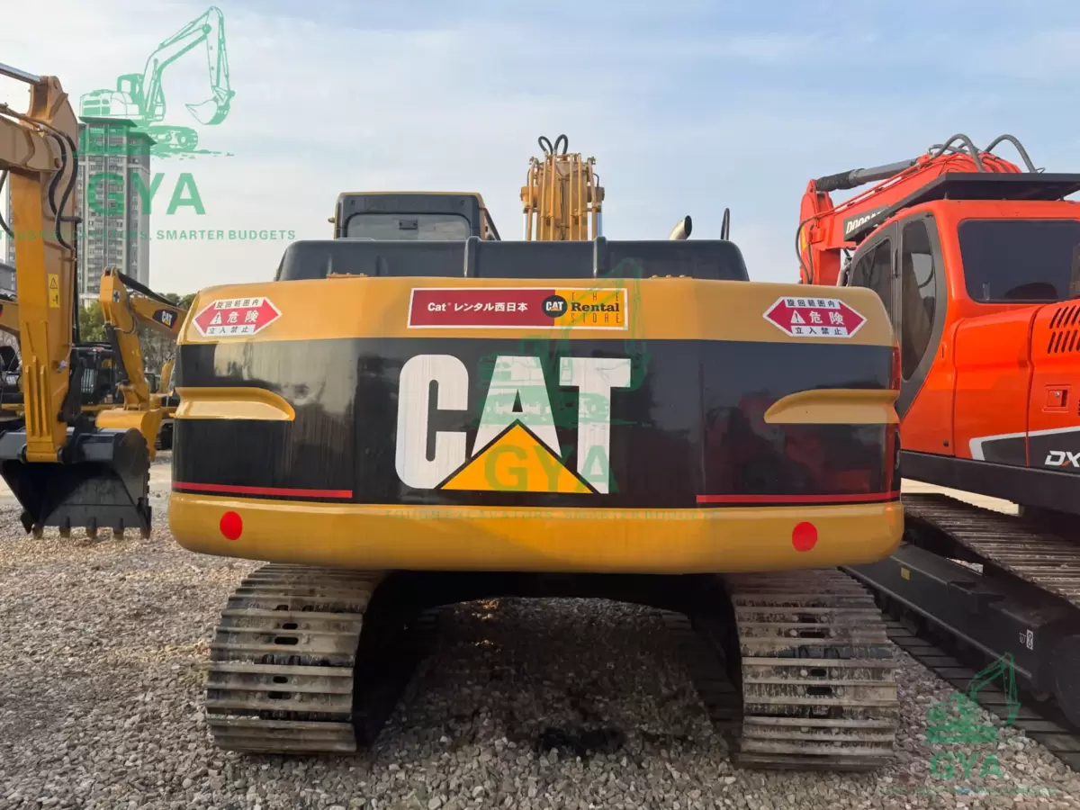 2015 Caterpillar CAT 320B detail photo 2