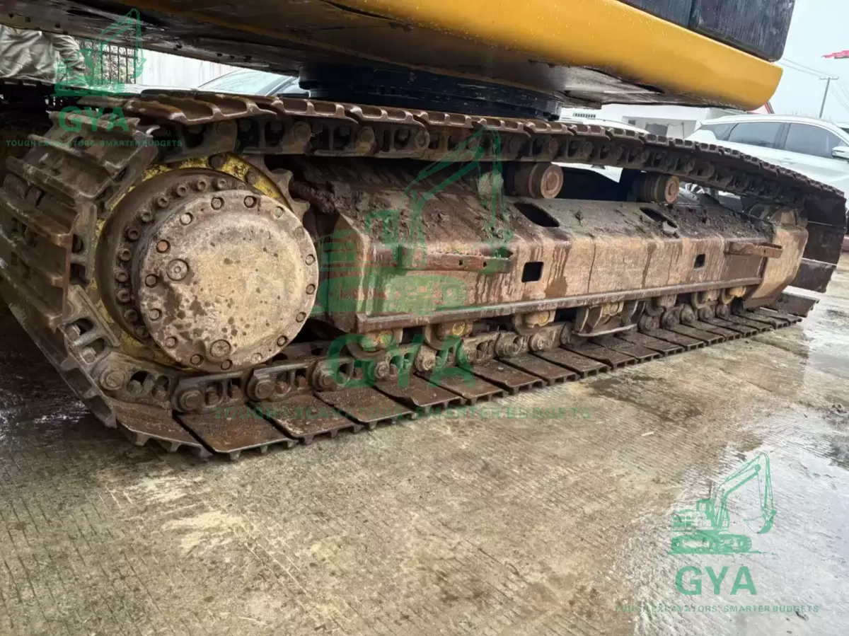 2021 Caterpillar CAT 320D detail photo 2