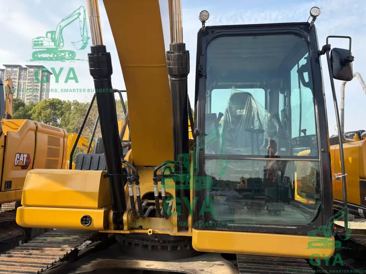 2023 Caterpillar CAT 320GC detail photo 3