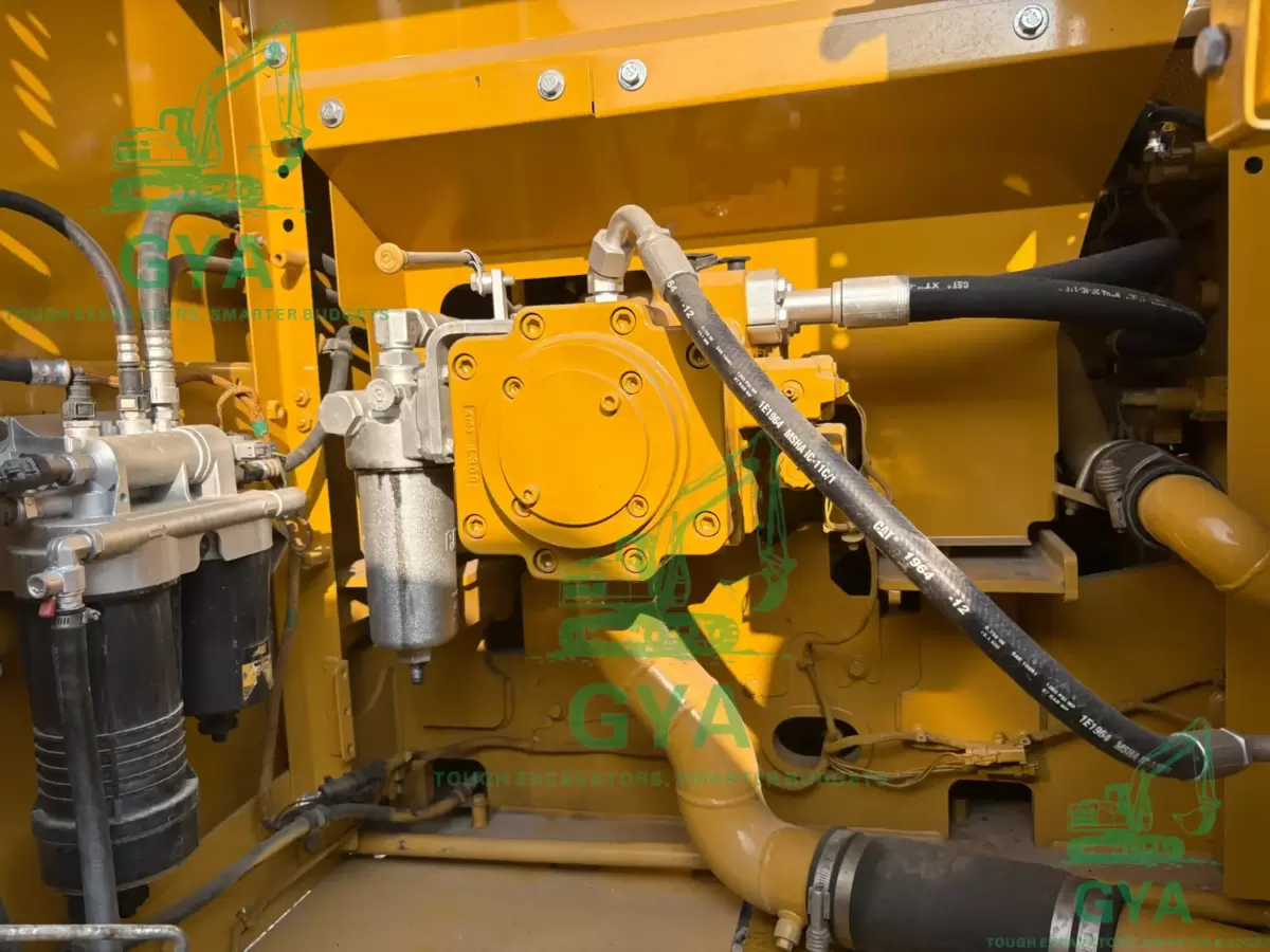 2023 Caterpillar CAT 320GC detail photo 5