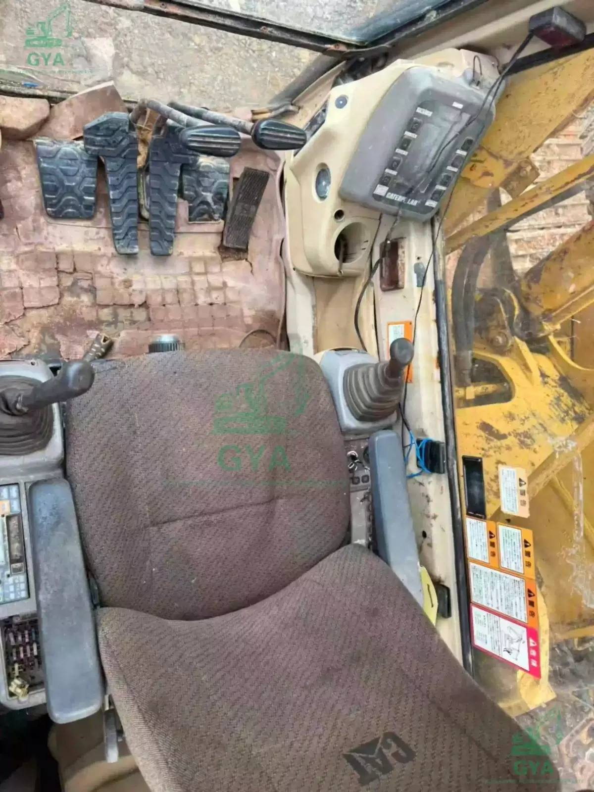 1999 Caterpillar CAT 330B detail photo 8