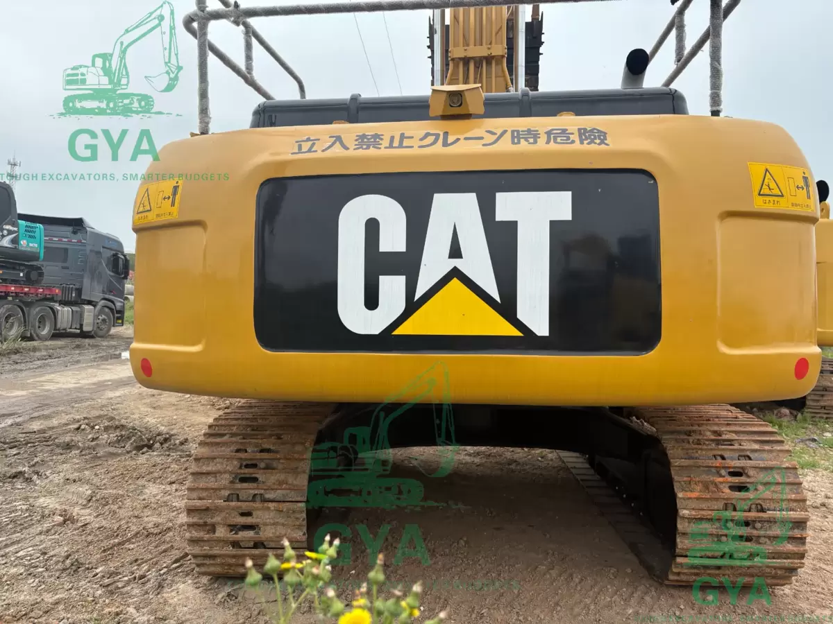 2022 Caterpillar CAT 330D2 detail photo 7