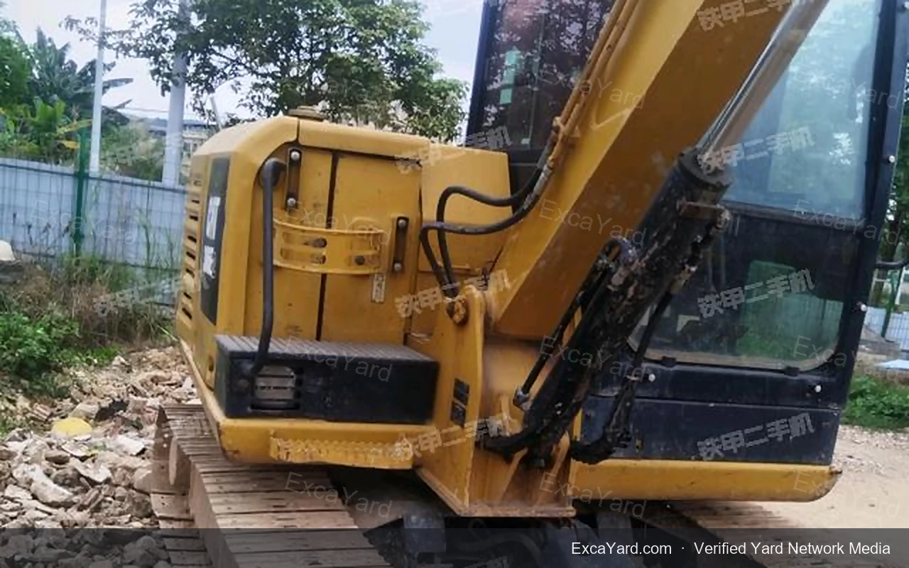 2018 Caterpillar 3055E2 detail photo 2