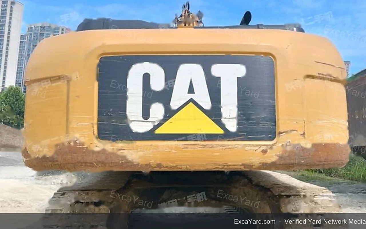 2017 Caterpillar 320D2GC detail photo 4