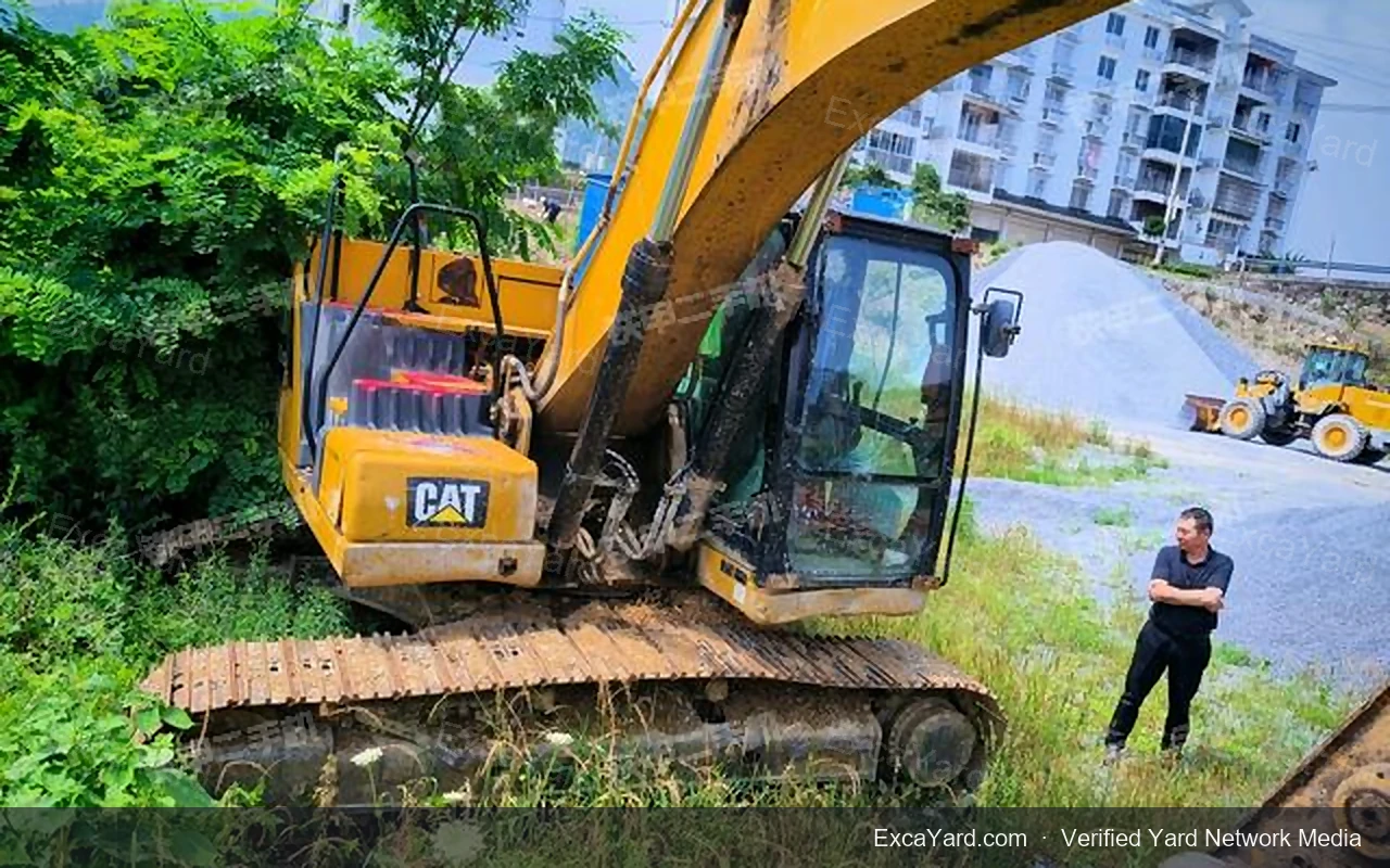2018 Caterpillar 320GC1 detail photo 4