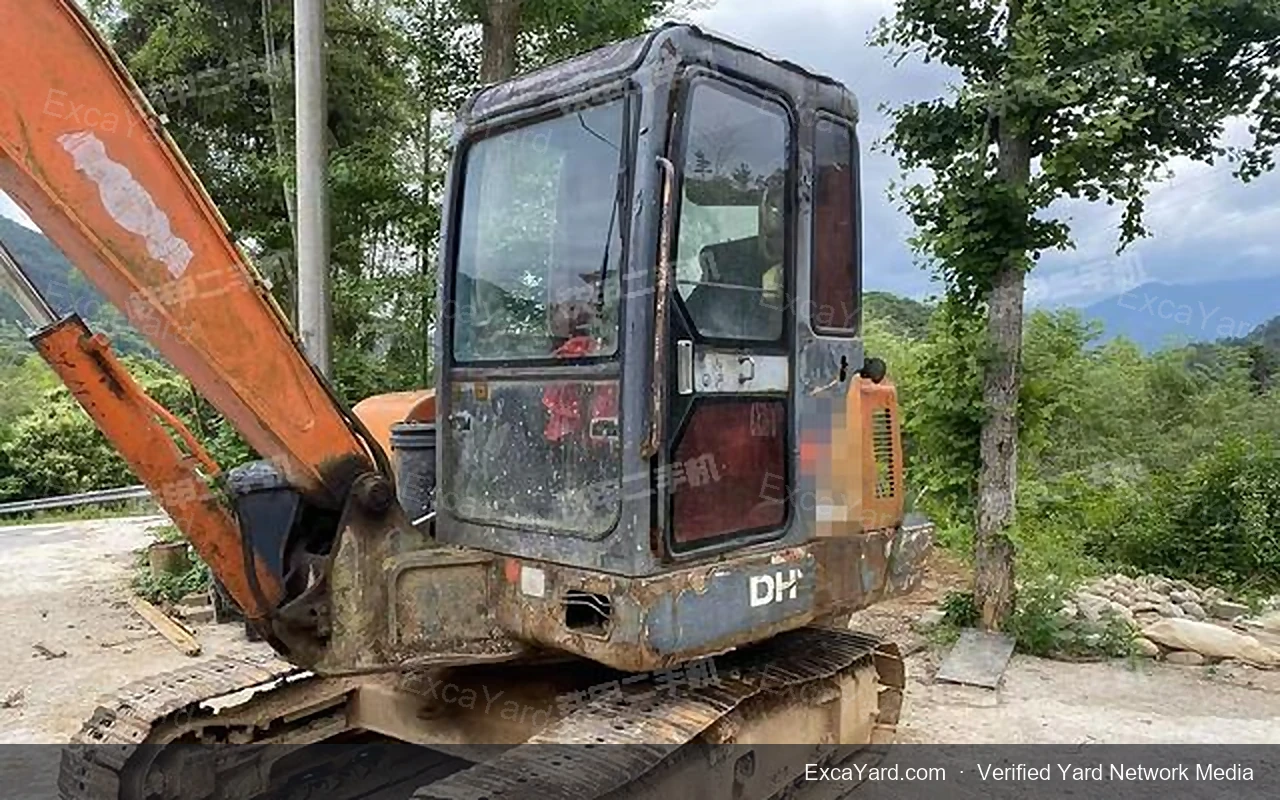 2012 Doosan DH55V