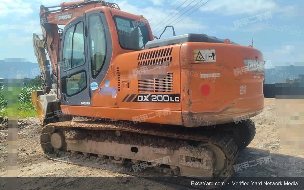 2014 Doosan DX150LC detail photo 2