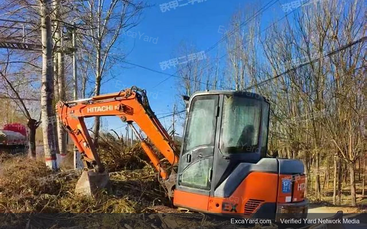2011 Hitachi ZX65USB3F