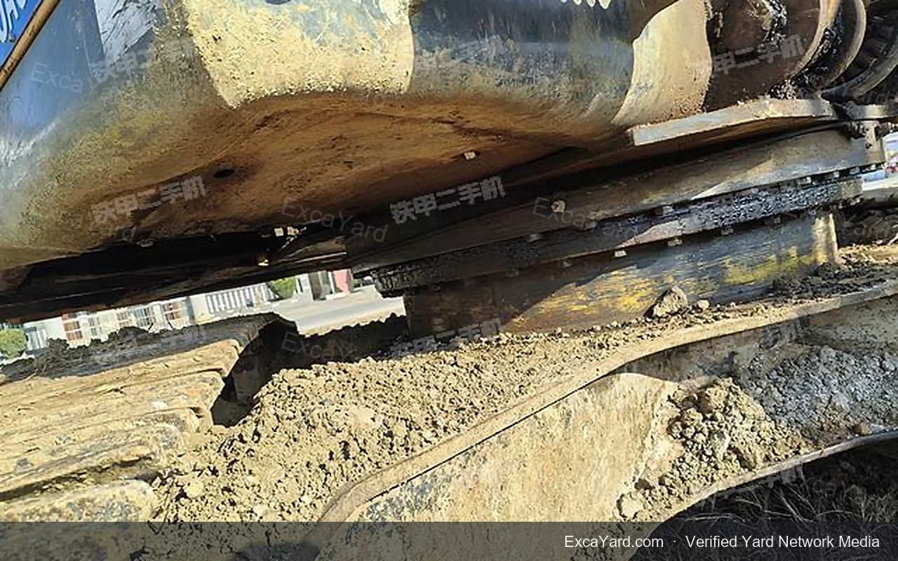 2011 Hyundai R225LC7 detail photo 3