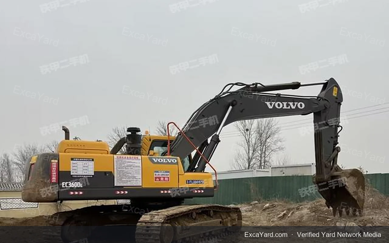 2010 Volvo WOERWO detail photo 2