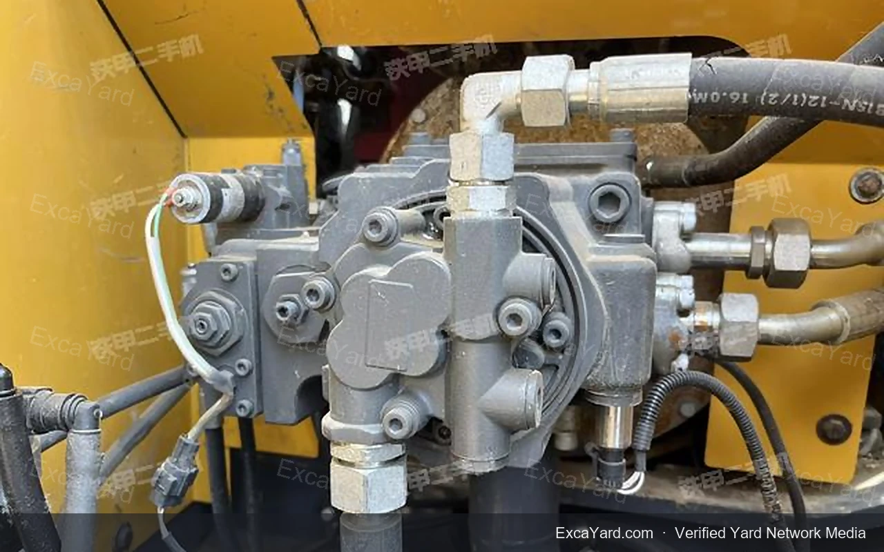 2020 XCMG XE150D detail photo 4