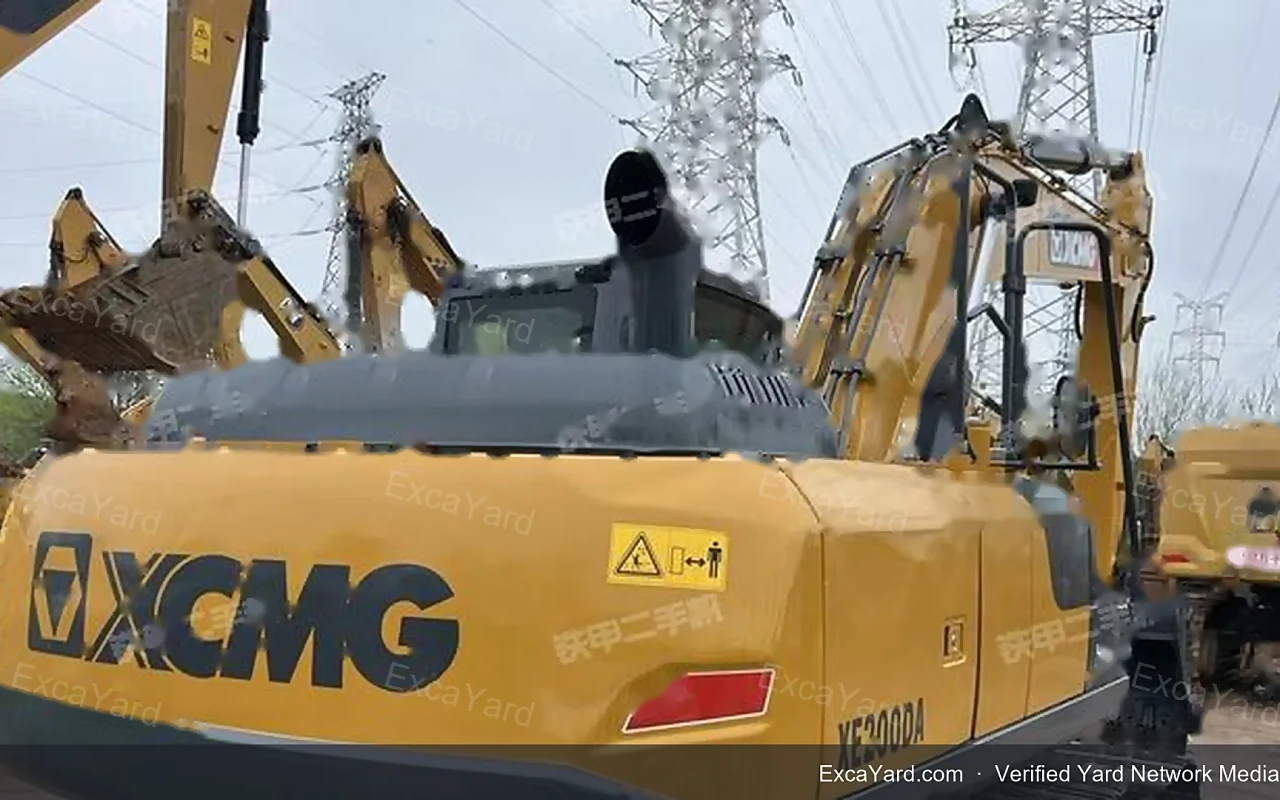 2023 XCMG XE200DA detail photo 2
