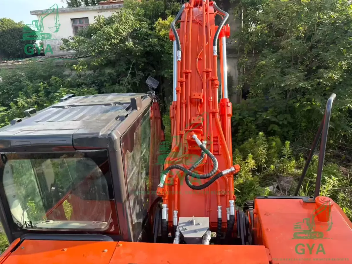 2017 Hitachi ZX210-5G detail photo 6