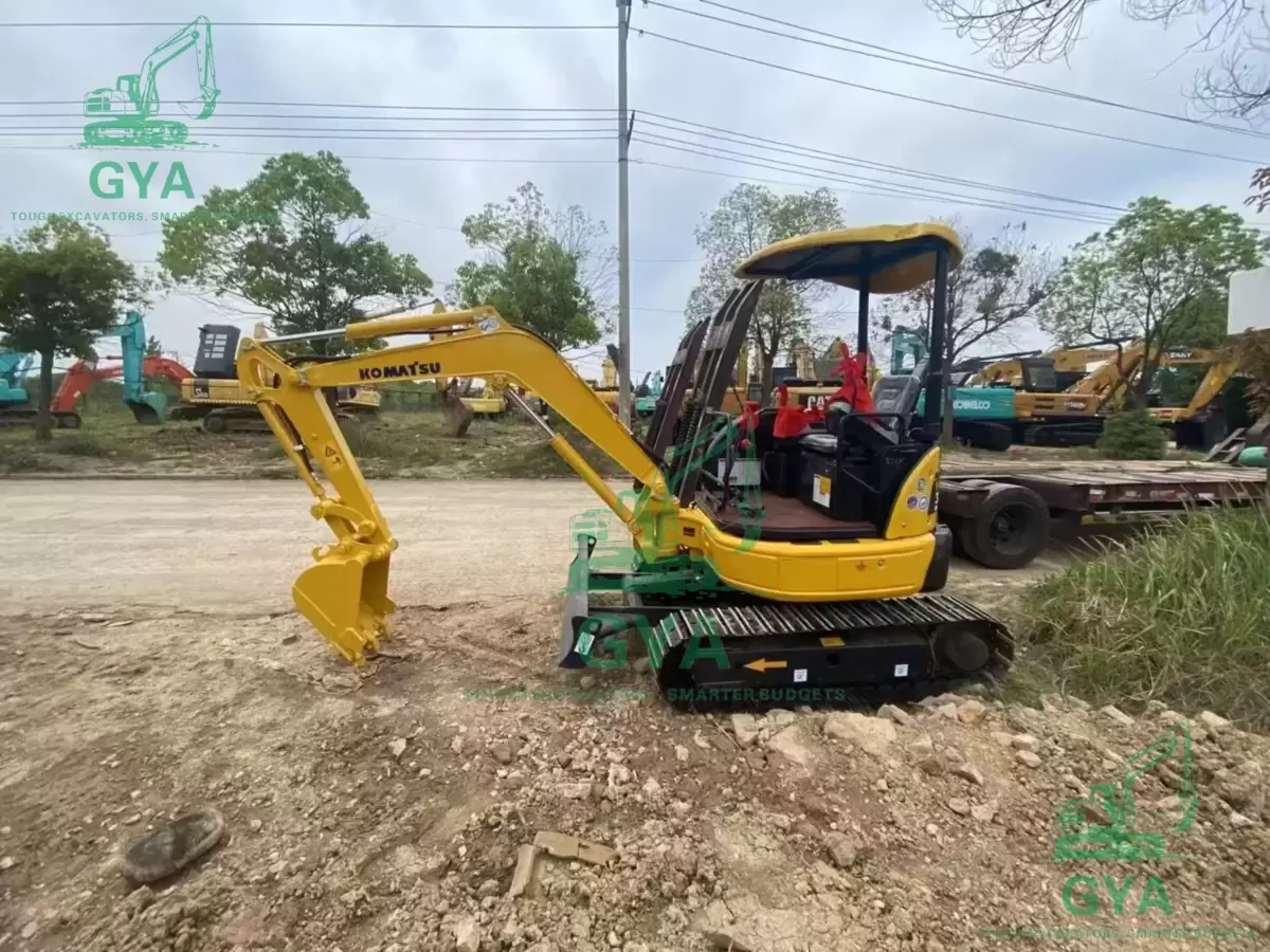 2022 Komatsu PC30