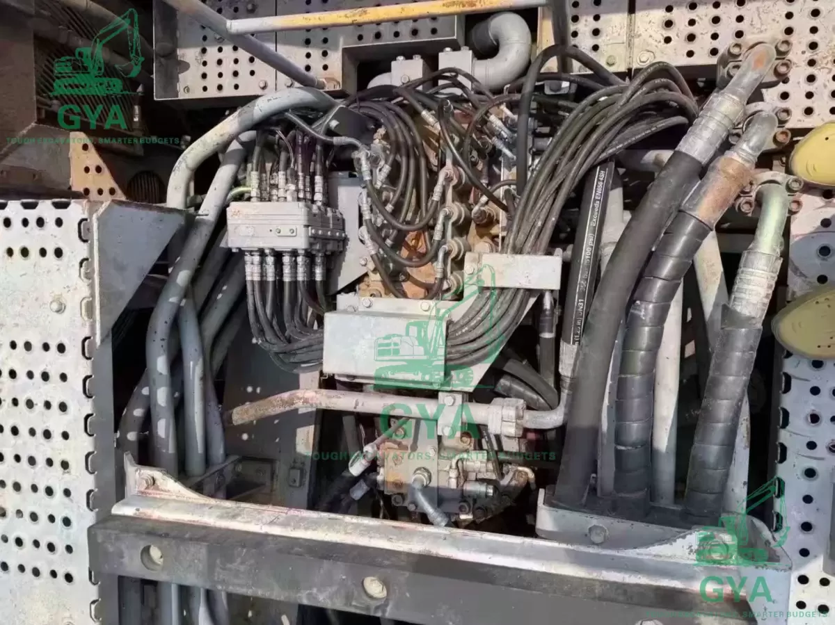 2012 Hitachi 1200 detail photo 6