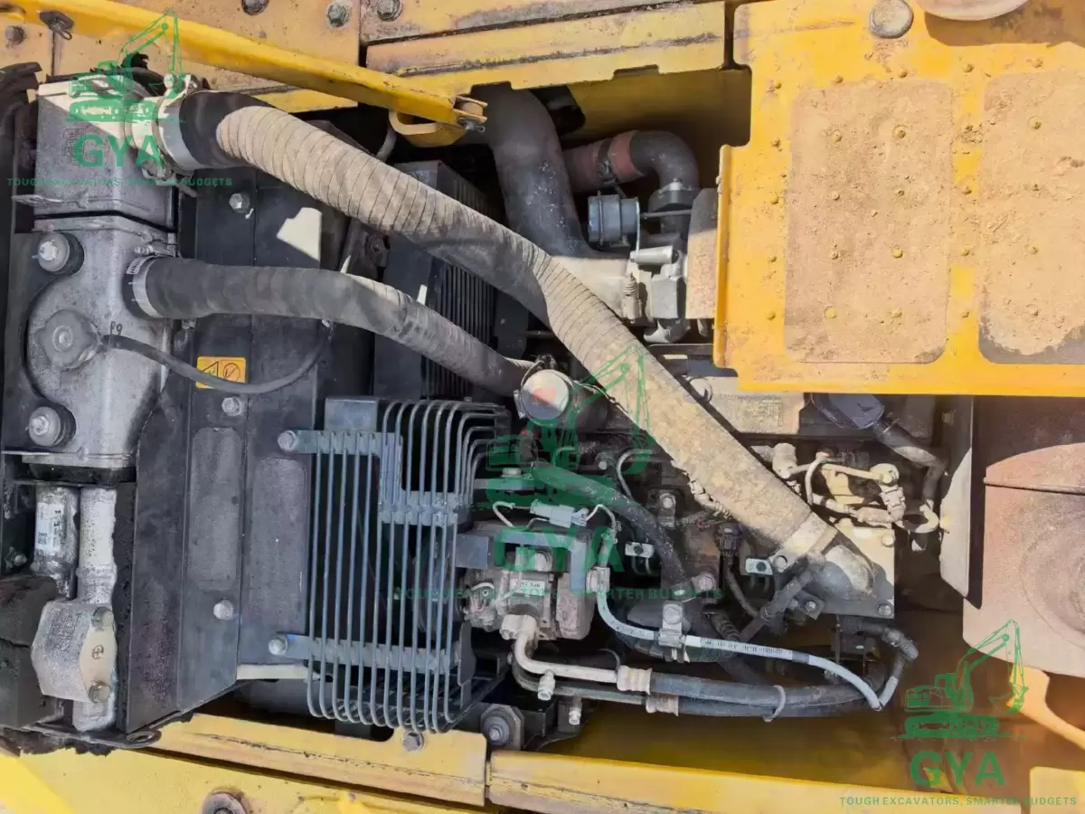 2022 Komatsu PC130-8 detail photo 4