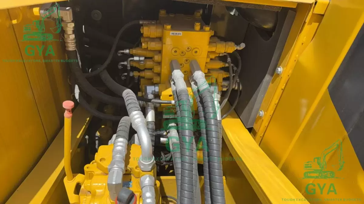 2022 Komatsu PC160-8 detail photo 7