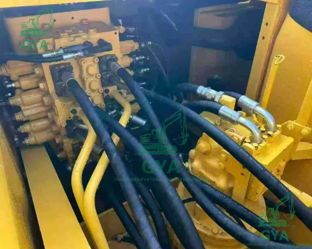 2007 Komatsu PC200-7 detail photo 6
