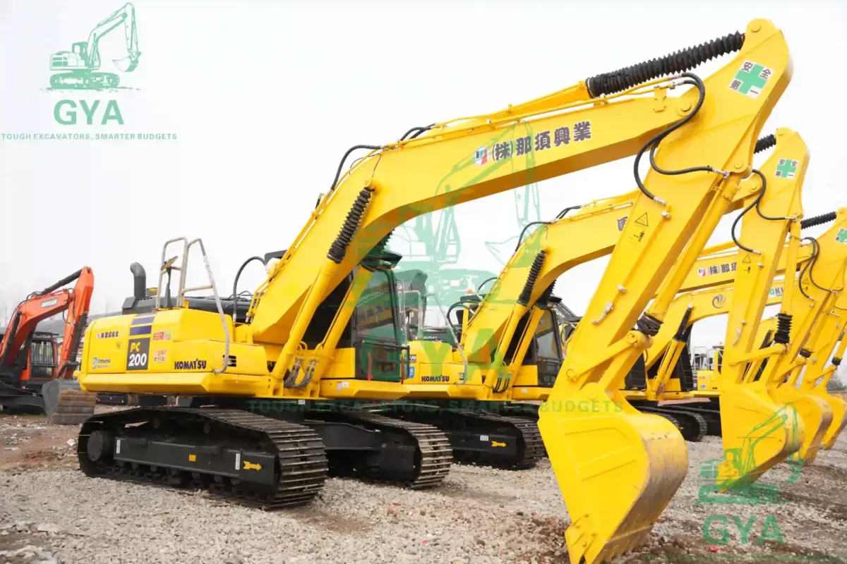 2014 Komatsu PC200-8