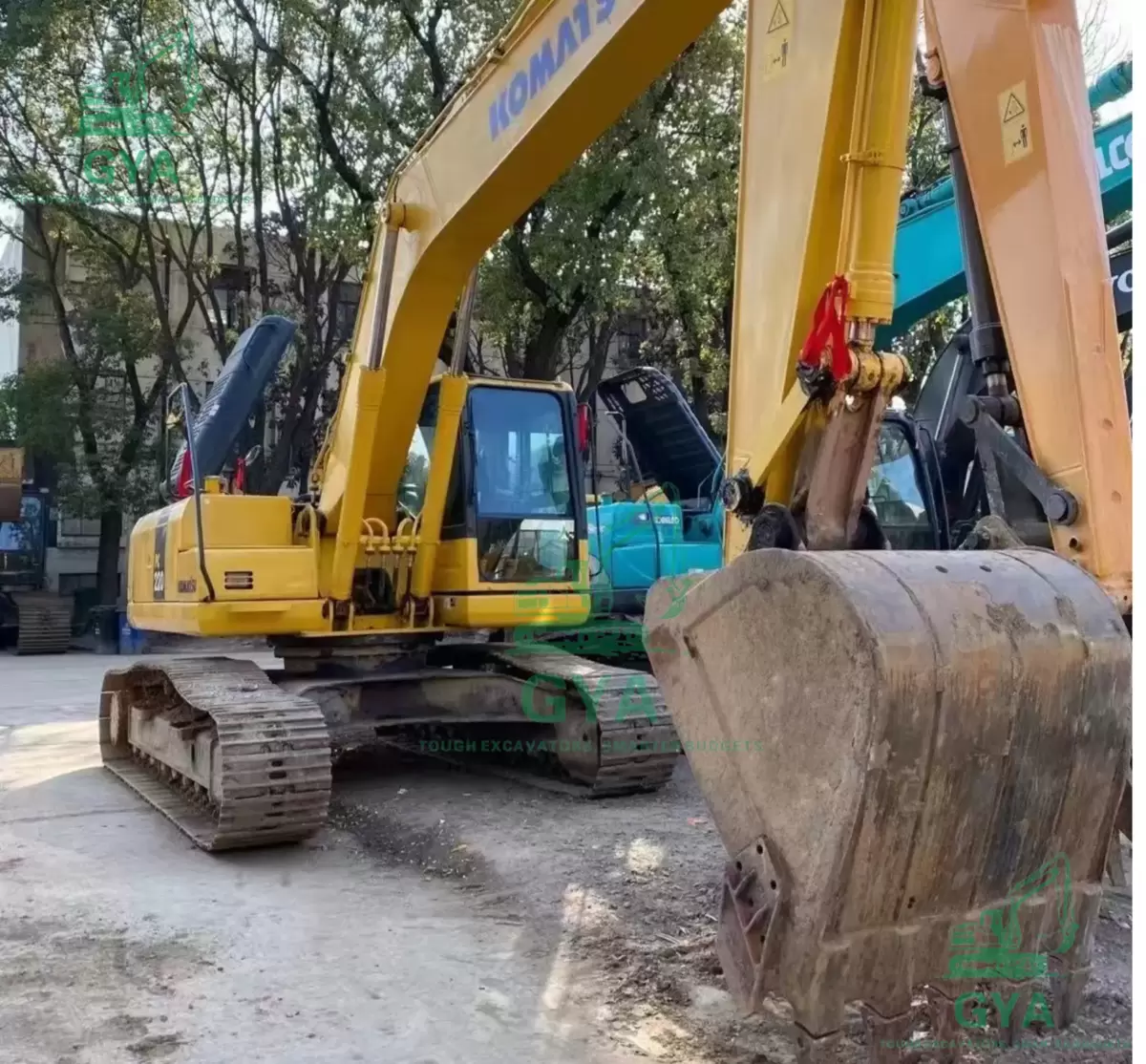 2008 Komatsu PC220-7