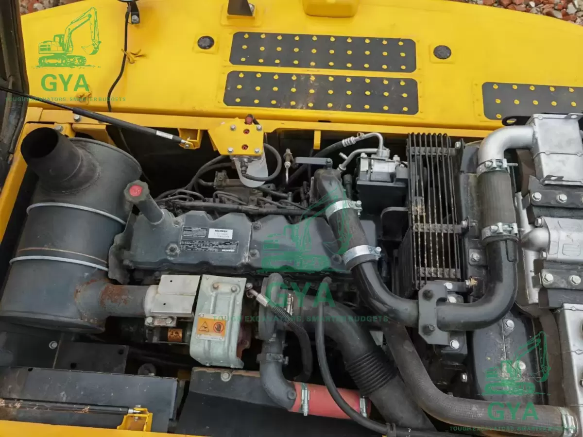 2015 Komatsu PC220-8 detail photo 3