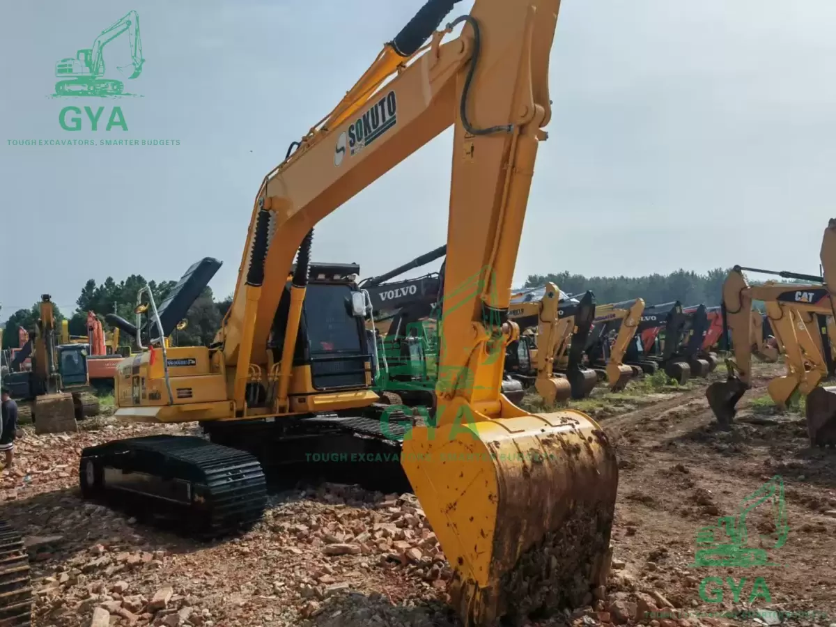2015 Komatsu PC240-8