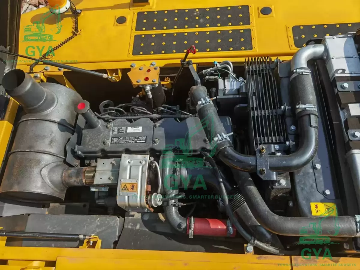 2015 Komatsu PC240-8 detail photo 3