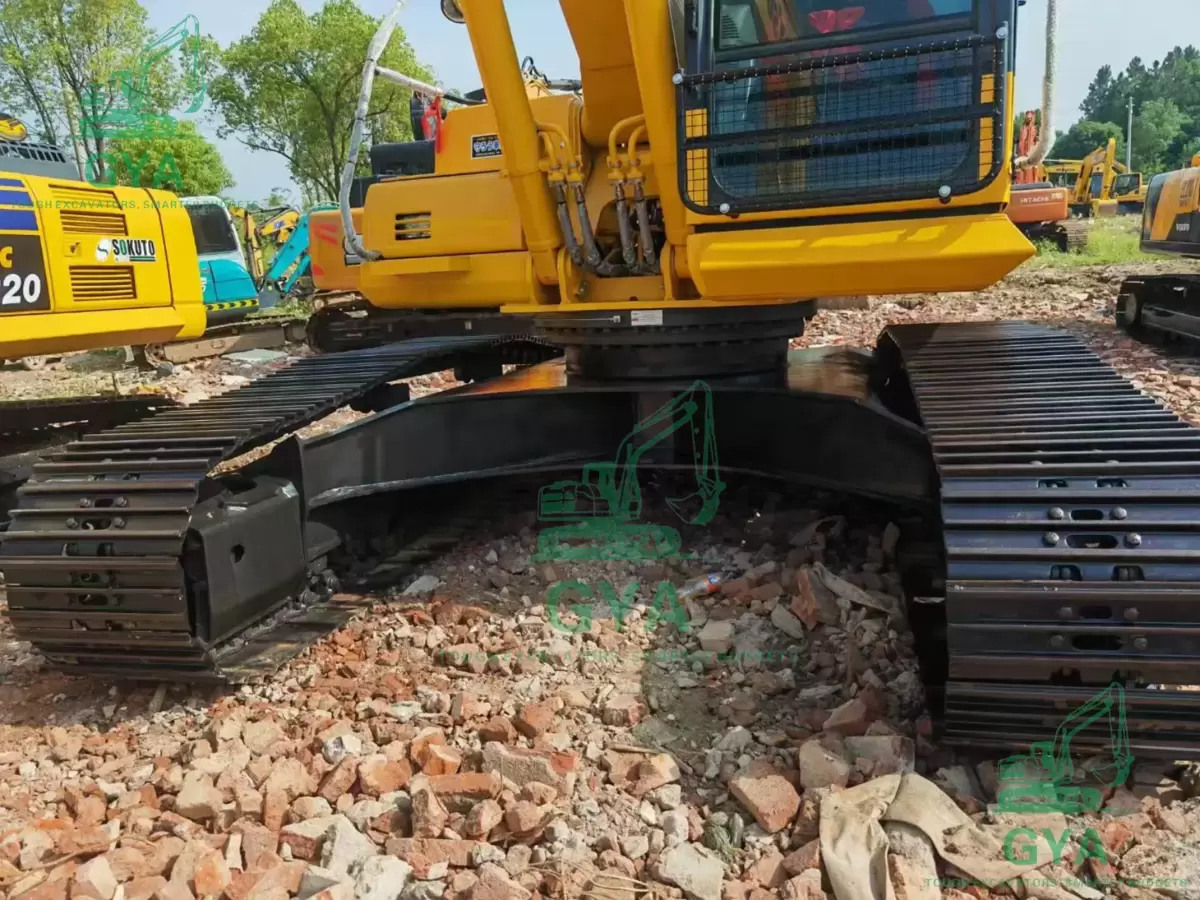 2015 Komatsu PC240-8 detail photo 6