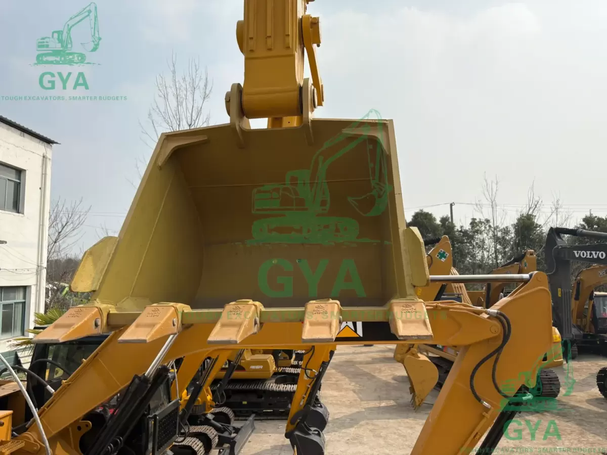 2020 Komatsu PC400-8 detail photo 8